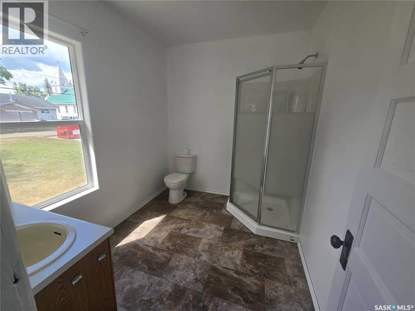 419 Main STREET — photo 12 of 29