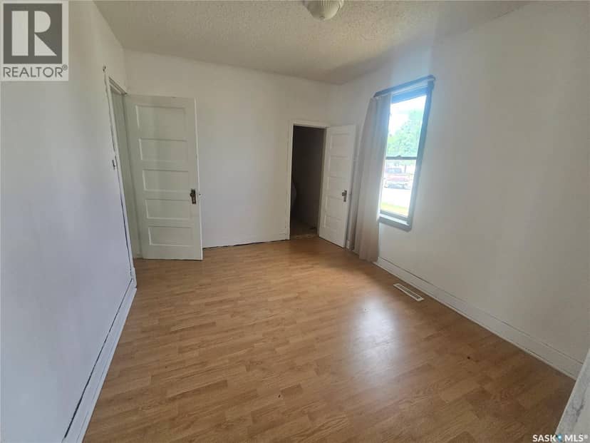 419 Main STREET — photo 20 of 29
