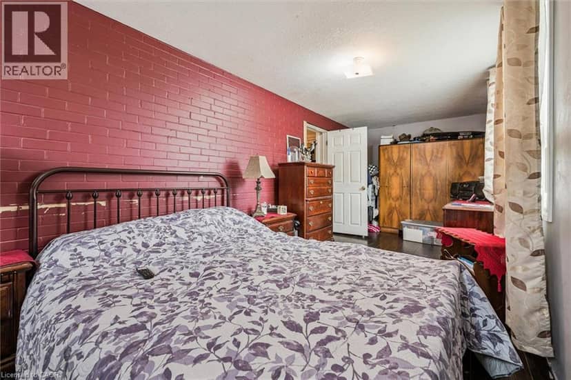27 ROSEVIEW Avenue — photo 26 of 40
