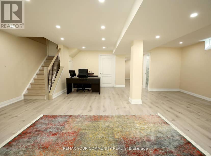 39 Kavanagh Avenue — photo 28 of 34