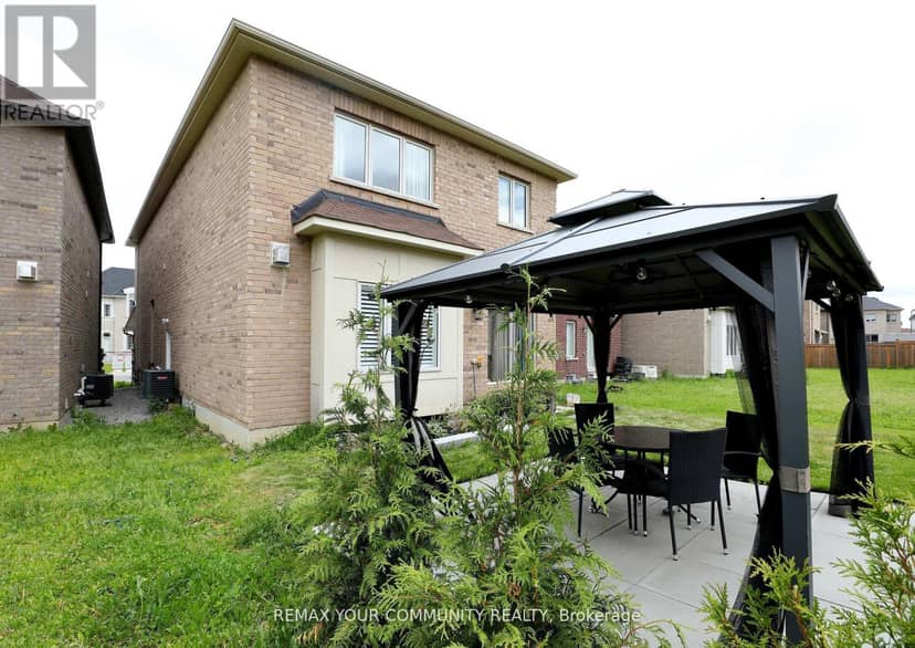 39 Kavanagh Avenue — photo 33 of 34