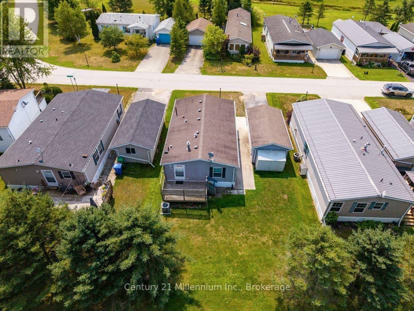 110 Rosewood Drive — photo 11 of 31