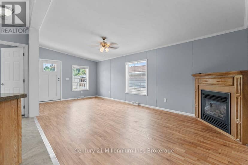 110 Rosewood Drive — photo 16 of 31