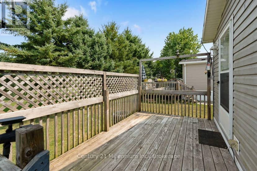 110 Rosewood Drive — photo 6 of 31