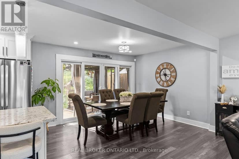 92 Quinn Avenue — photo 13 of 40
