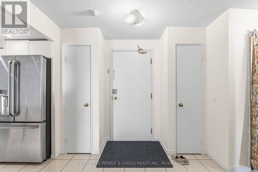 1413 - 155 Hillcrest Avenue — photo 11 of 40