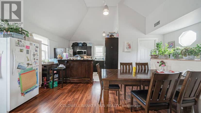 223-227 Gilmore Road — photo 12 of 40