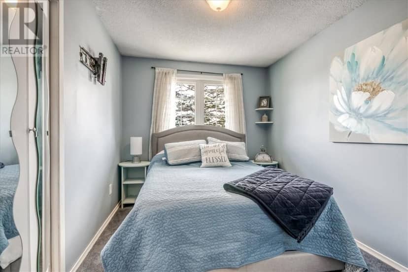 29 Balsam Crescent — photo 23 of 40