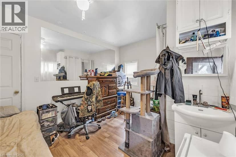 1367 CANNON Street E — photo 18 of 40