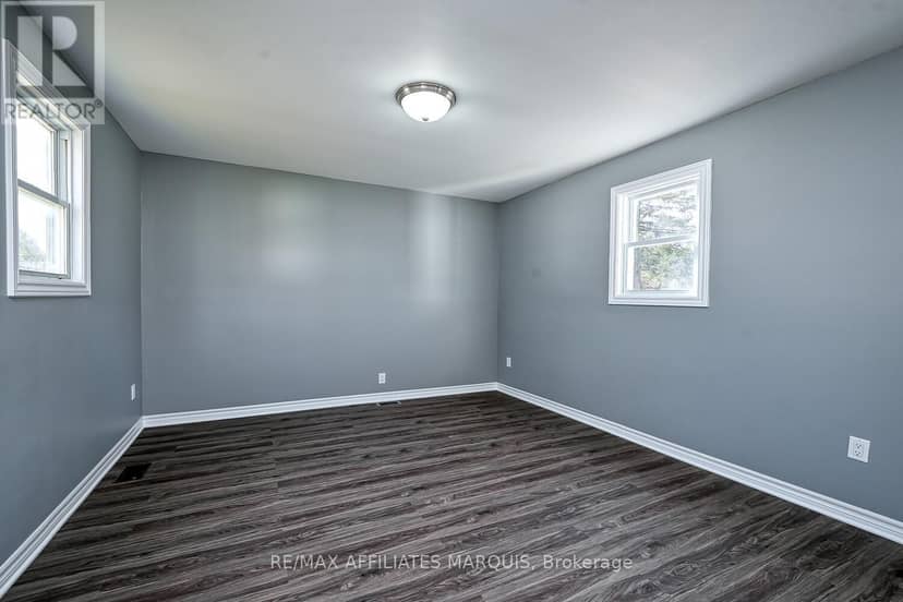 418 Nicole Street — photo 9 of 30
