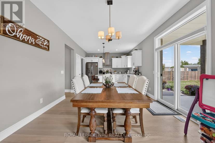 4162 Village Creek Drive — photo 12 of 40