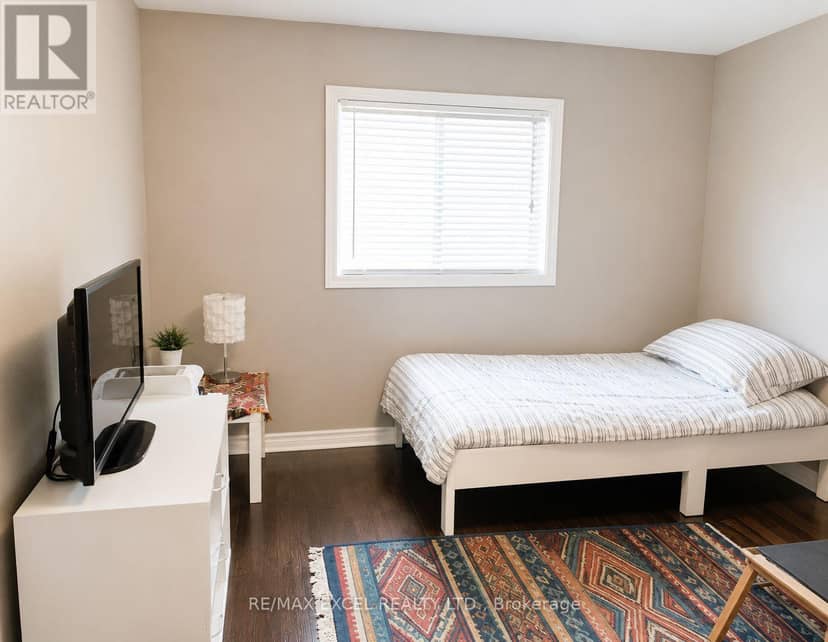 44 Matthew Boyd Crescent — photo 6 of 21