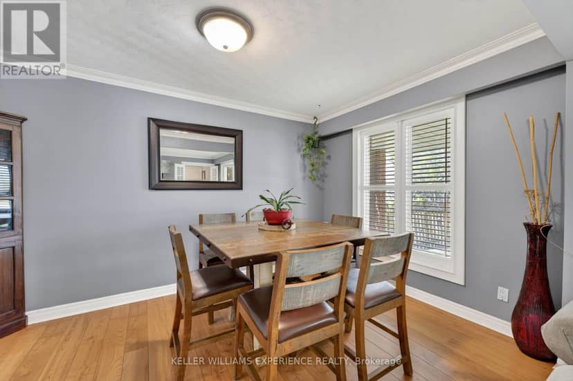 281 Victoria Street E — photo 15 of 40