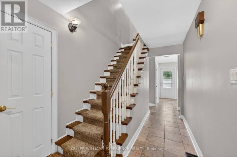 281 Victoria Street E — photo 16 of 40