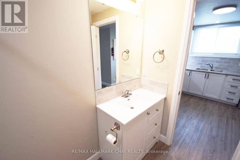 195 Louisa Street — photo 35 of 40