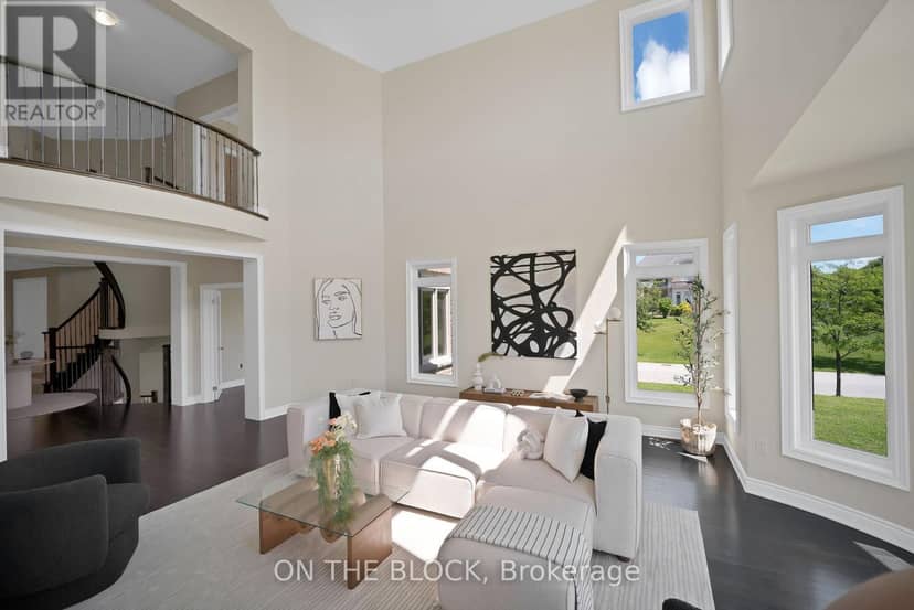 24 Whitewood Drive — photo 9 of 40