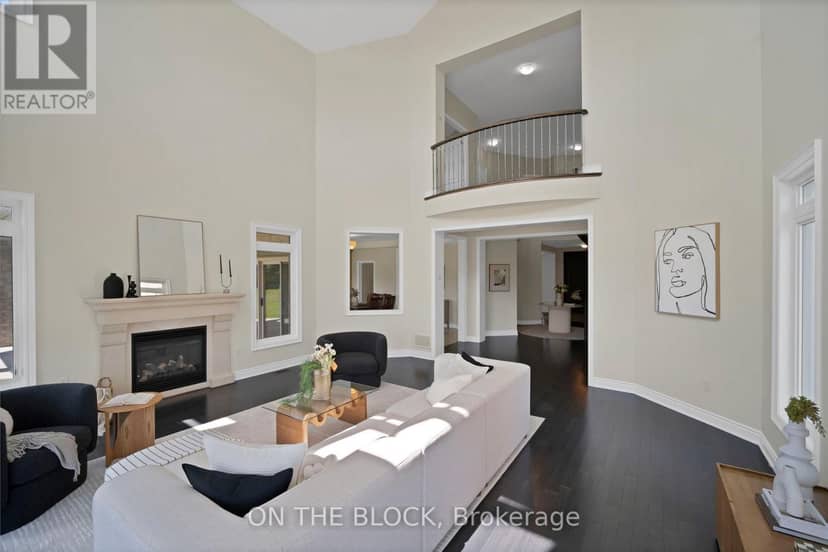 24 Whitewood Drive, Whitchurch-Stouffville, photo 8