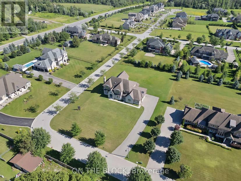 24 Whitewood Drive, Whitchurch-Stouffville, photo 2