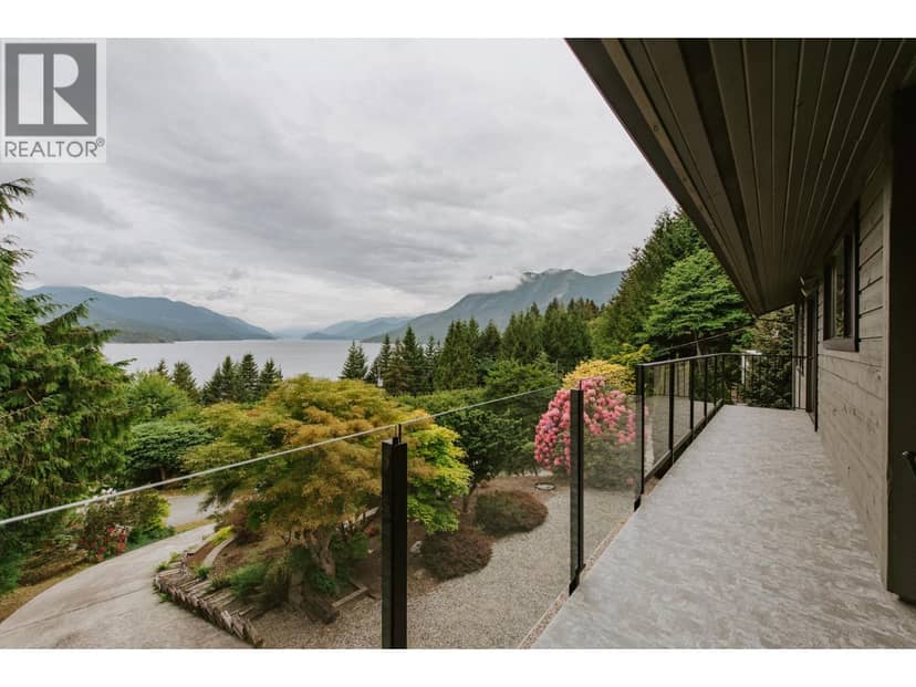 6950 PORPOISE DRIVE, Sechelt, photo 2