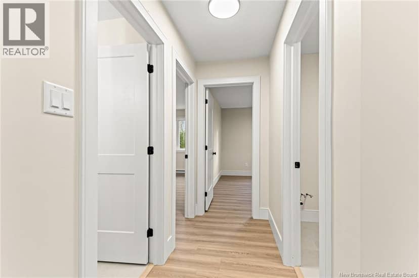 323 Lady Russell Street — photo 9 of 19