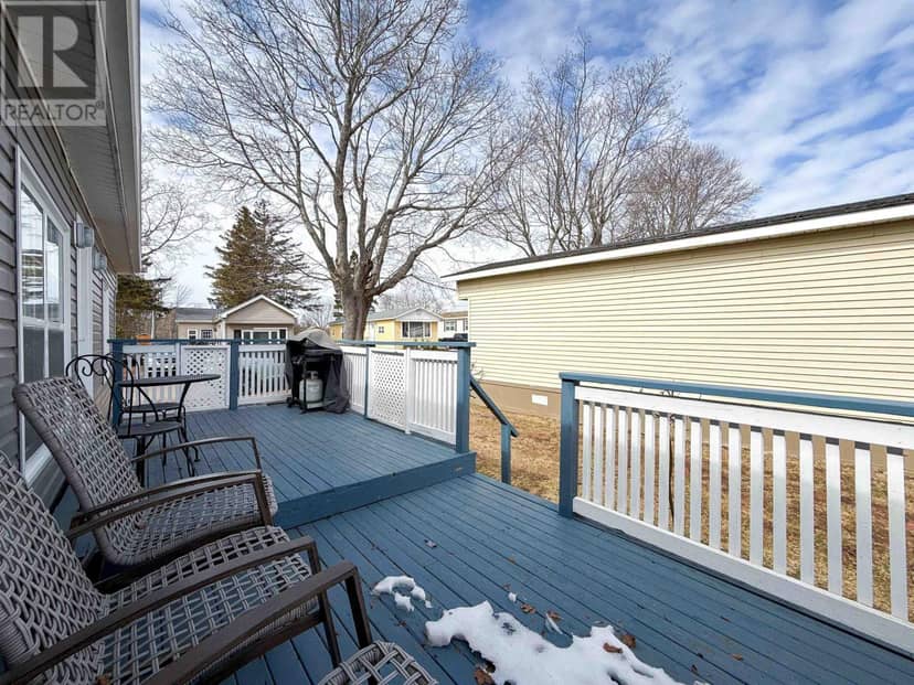 27 Linkletter Estates — photo 15 of 15