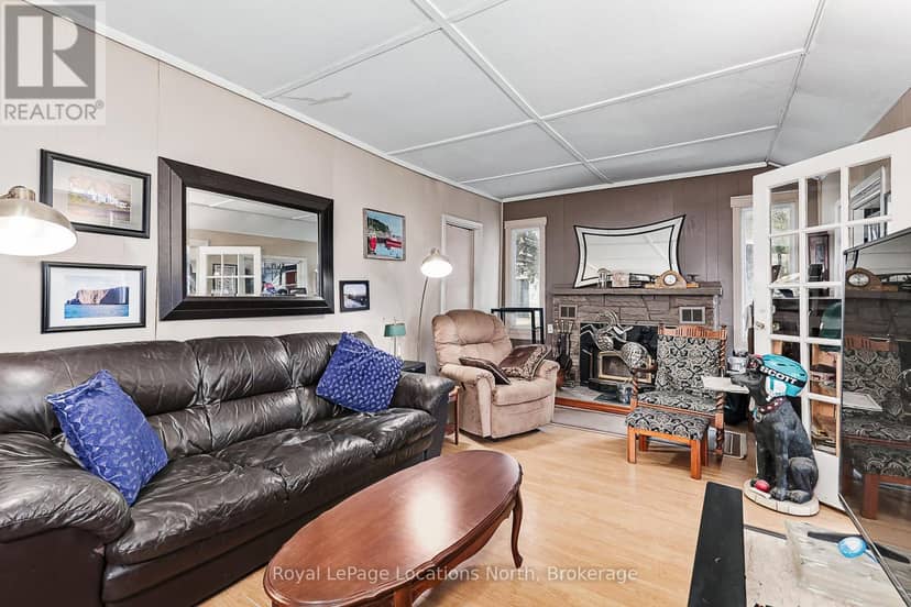 21 Eva Crescent — photo 26 of 39