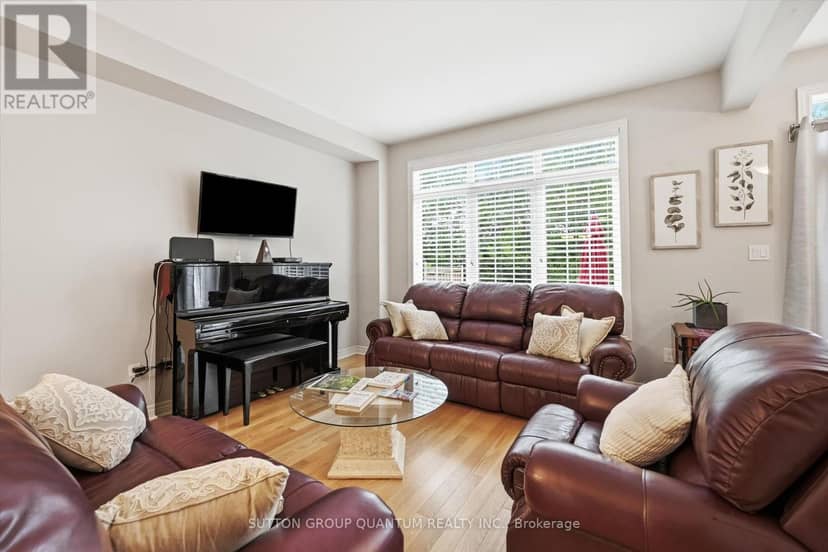 25 McCardy Court — photo 13 of 33