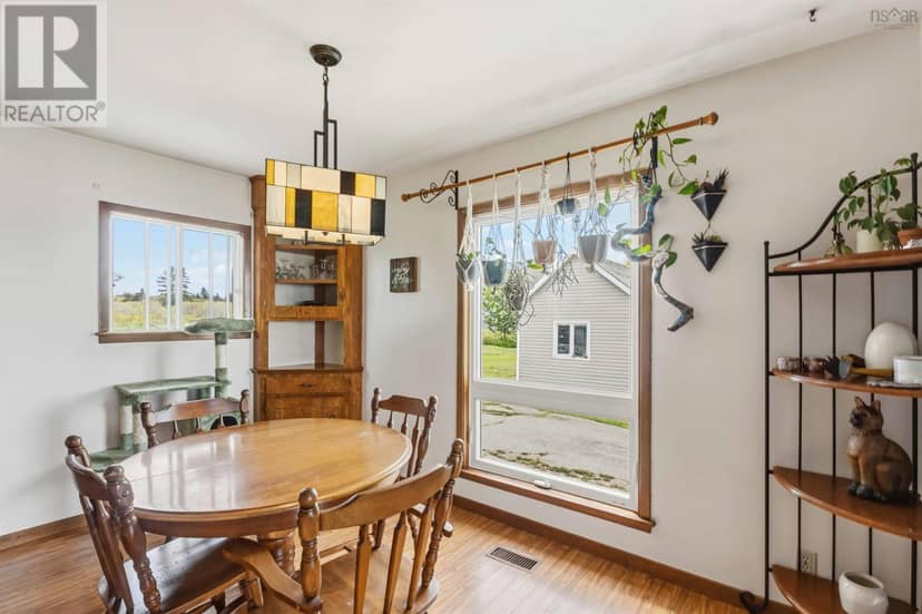 3438 Highway 1 — photo 11 of 40