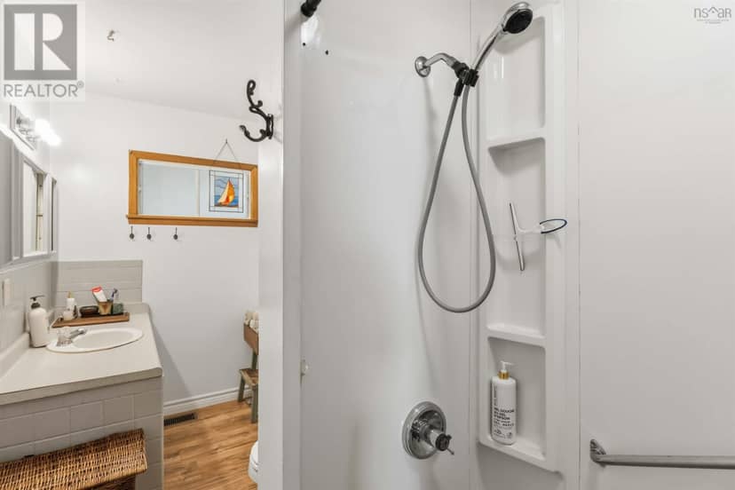 3438 Highway 1 — photo 17 of 40