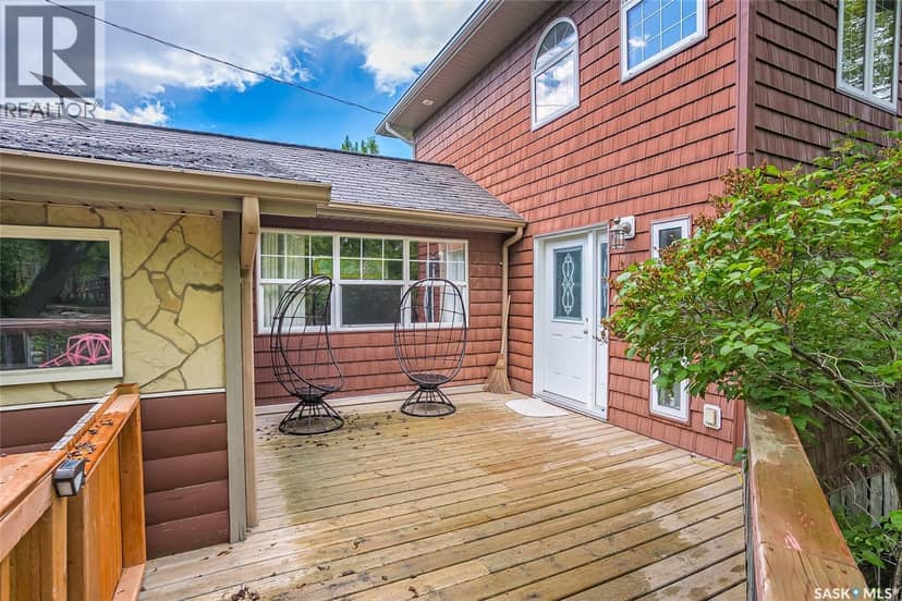 215 Regina STREET — photo 15 of 40