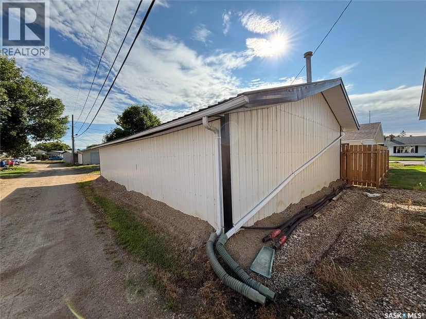 114 Saskatchewan CRESCENT, Kinistino, photo 8