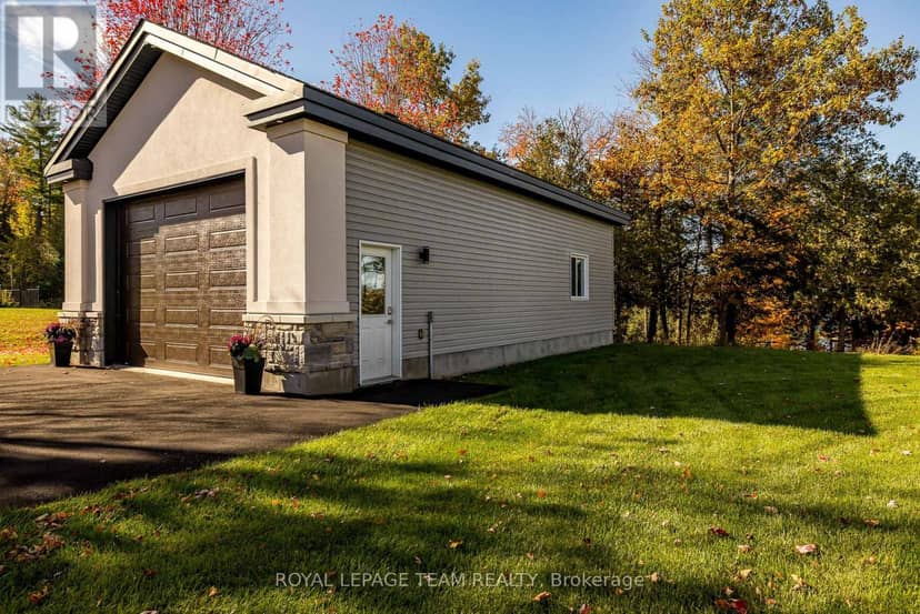 153 Adrien Street — photo 35 of 40