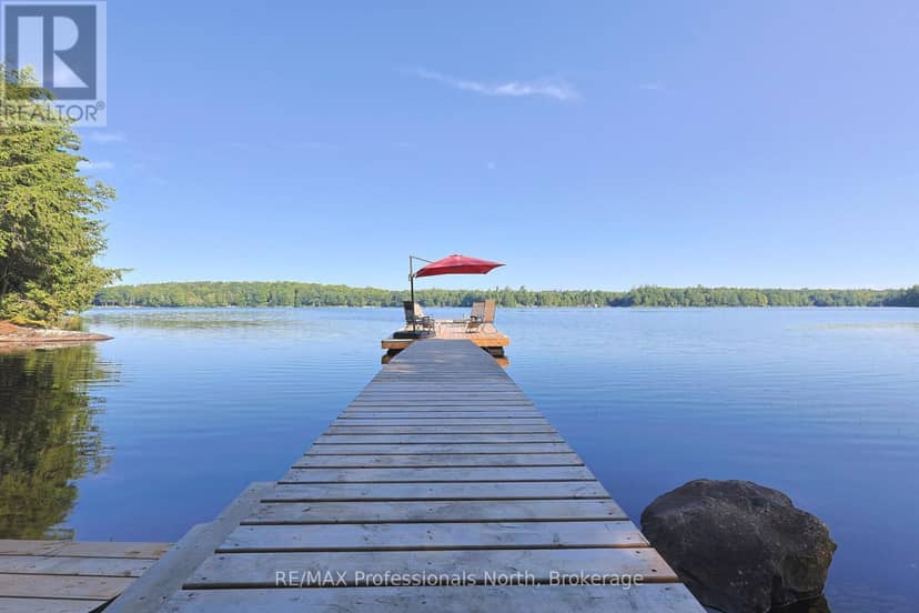 1365 Dickie Lake Road, Lake of Bays