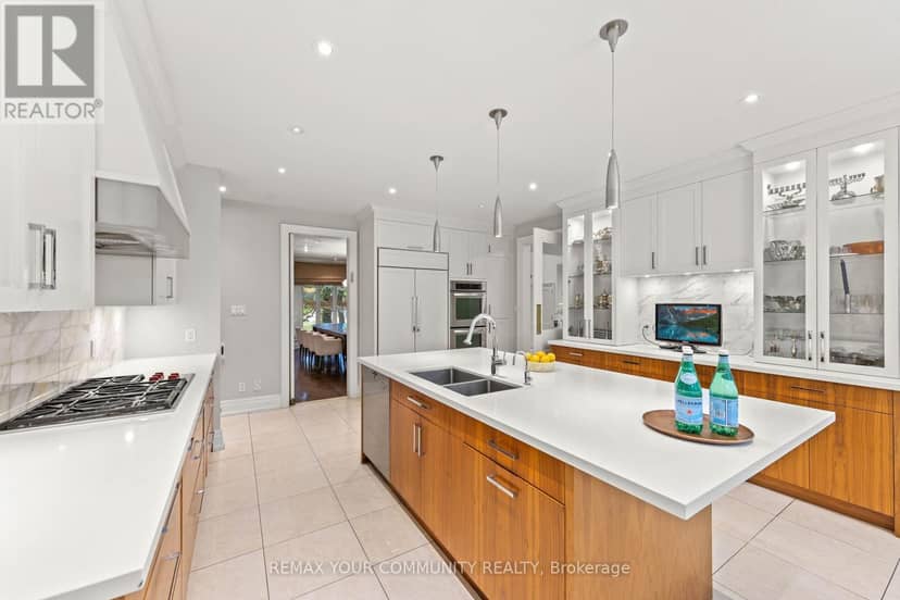75 Arnold Avenue — photo 13 of 40