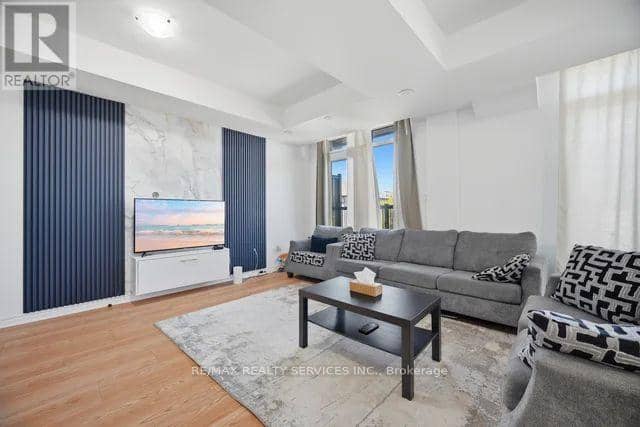14 - 417 Dougall Avenue — photo 3 of 24
