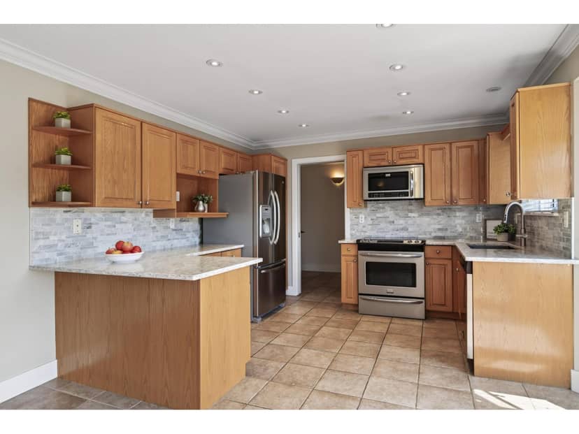 203 6875 121 STREET, Surrey, photo 4