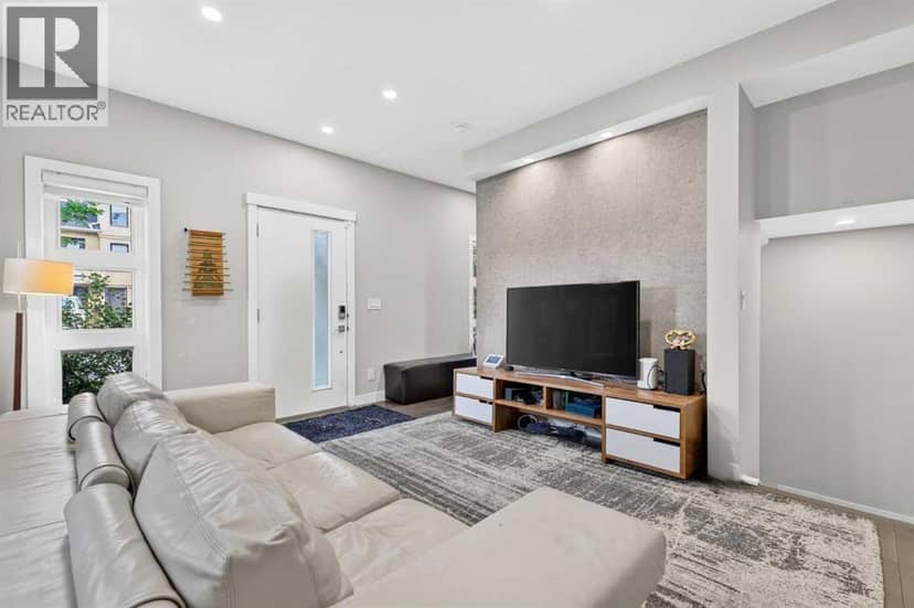 3414 15 Street SW, Calgary, photo 3