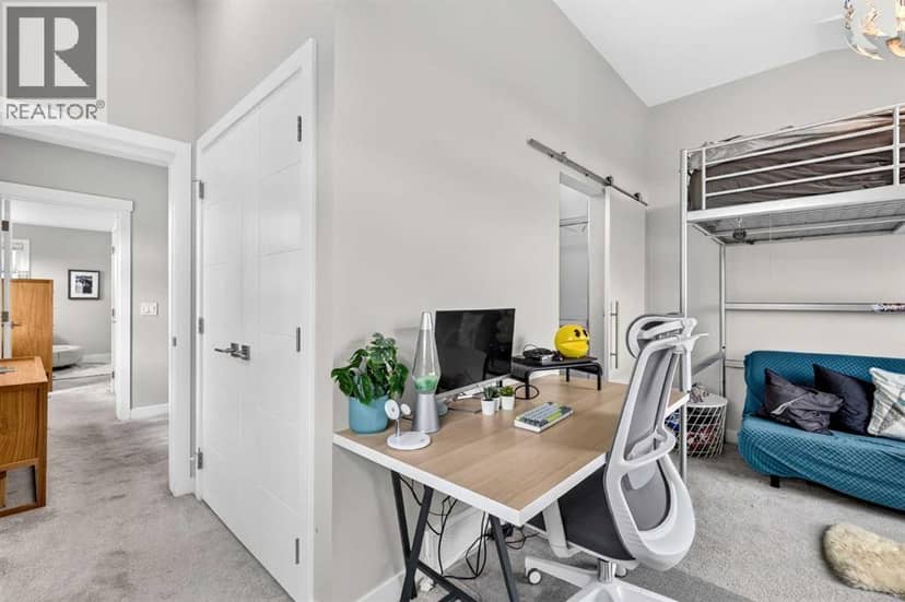 3414 15 Street SW — photo 12 of 33