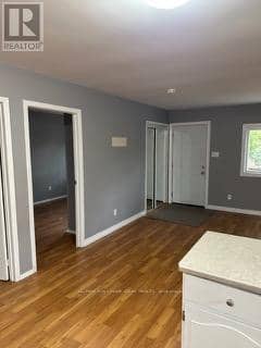 1-4 - 58 Penetang Street — photo 20 of 27