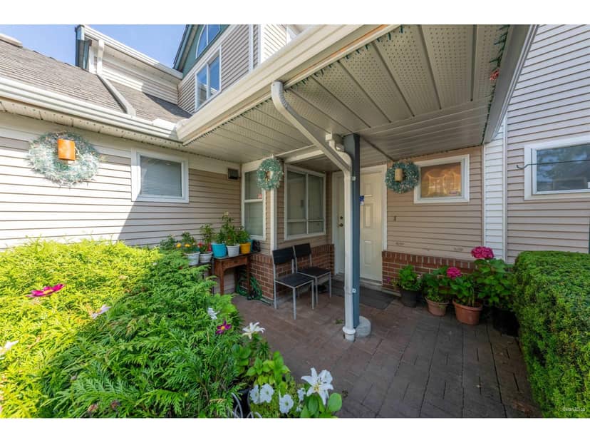 141 14154 103 AVENUE, Surrey, photo 3