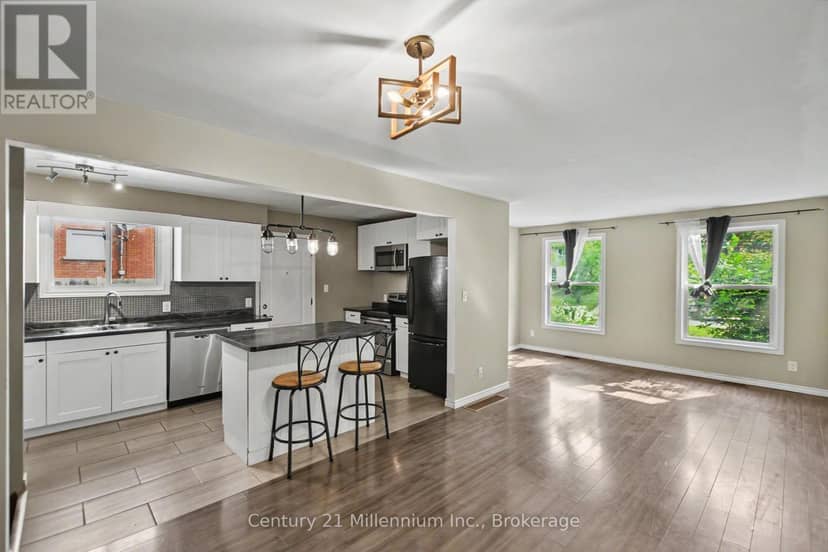 408 Walnut Street — photo 14 of 40