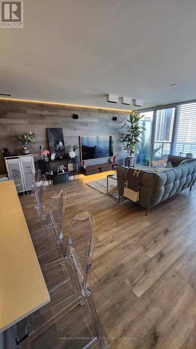 1602 - 575 Bloor Street E, Toronto, photo 5
