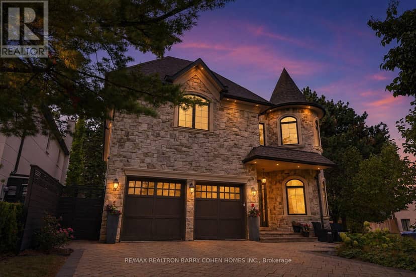 100 Munro Boulevard — photo 1 of 36