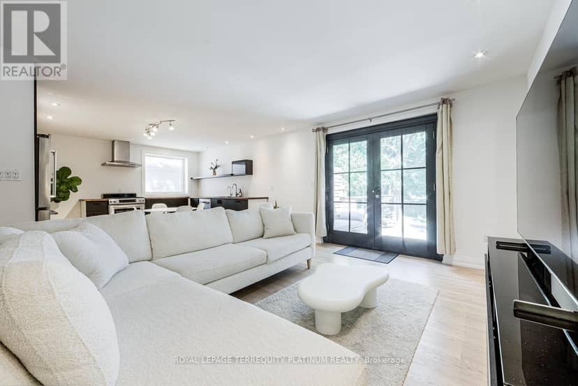 204 Ellerslie Avenue — photo 11 of 40