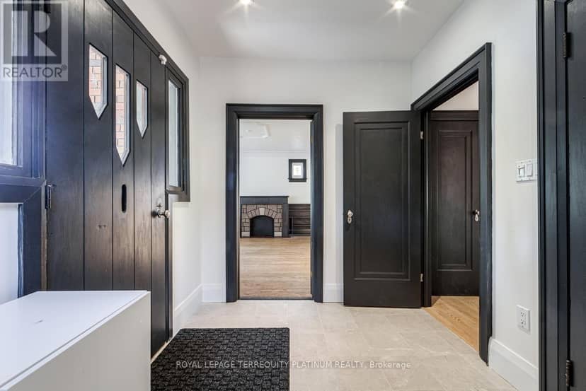 204 Ellerslie Avenue — photo 4 of 40