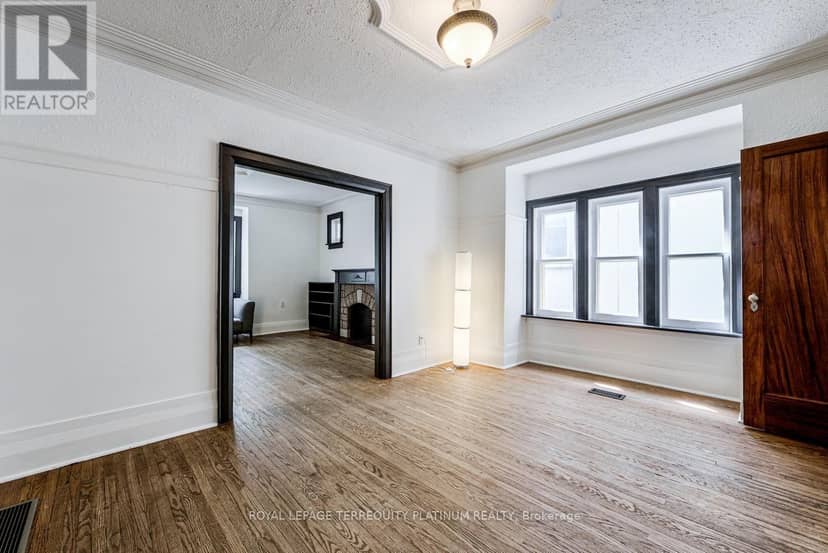 204 Ellerslie Avenue — photo 8 of 40