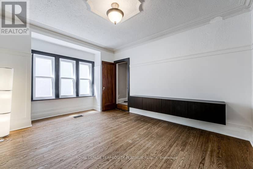 204 Ellerslie Avenue — photo 9 of 40