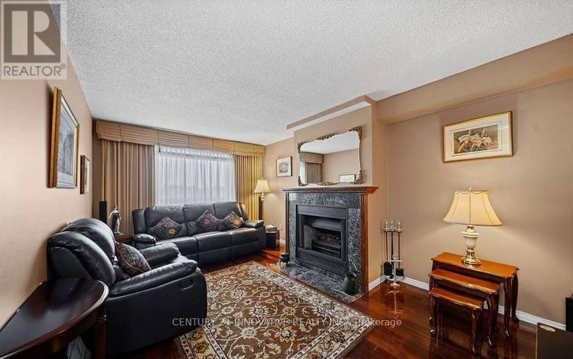 915 Catskill Drive E — photo 14 of 32
