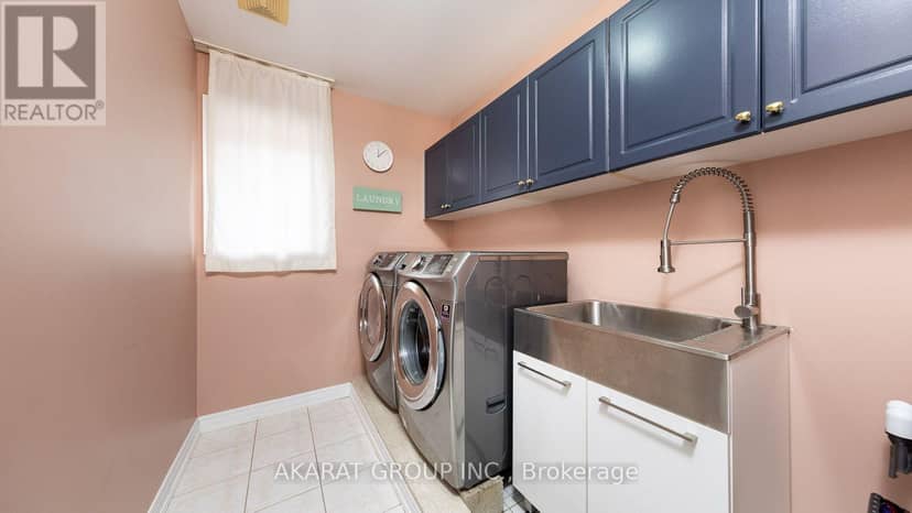 28 Saint James Avenue — photo 30 of 40