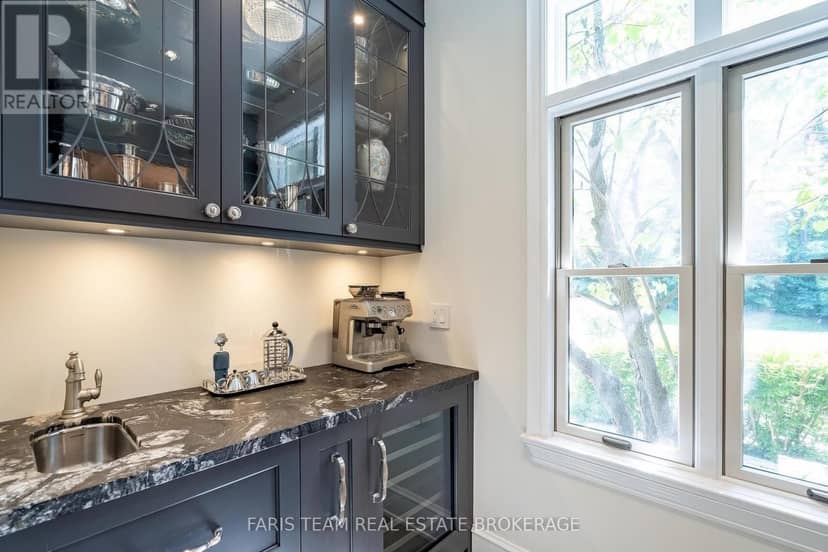 6 Midves Court, Springwater, photo 8